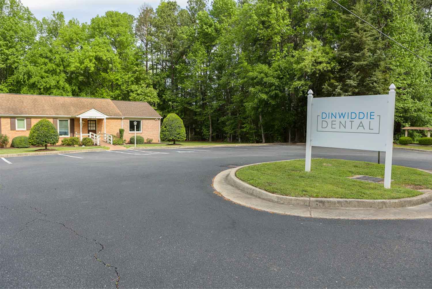 Dentist Petersburg & Dinwiddie, VA Dinwiddie Dental Affordable Care
